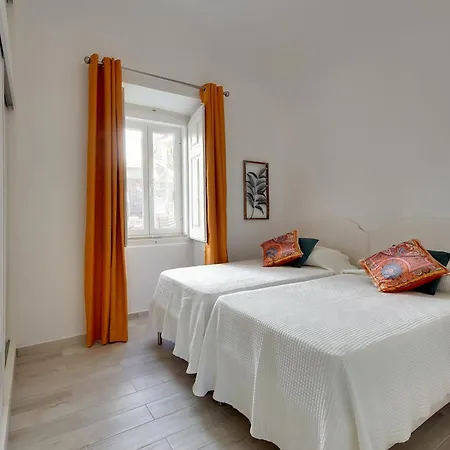 Tucha アルブフェイラ