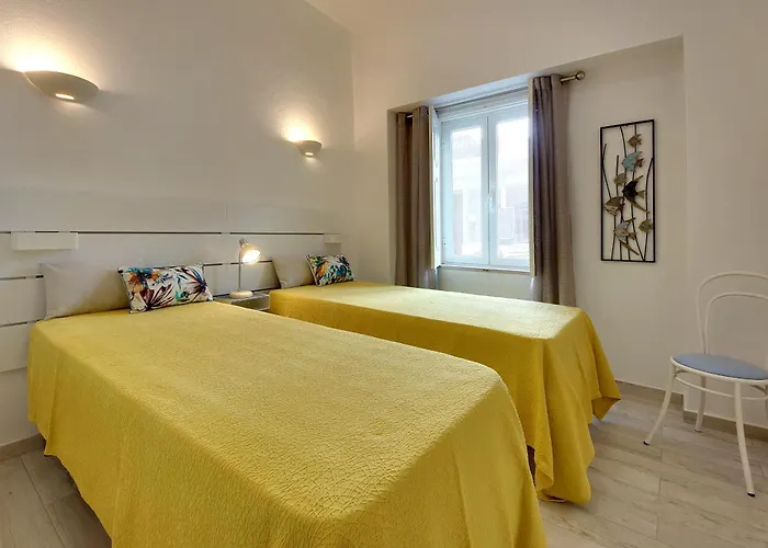 Tucha Албуфейра