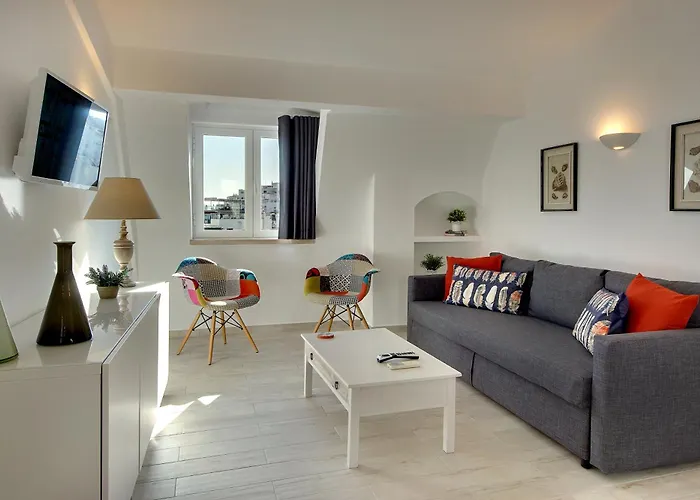 Апартаменти Tucha *