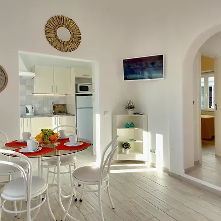 Апартаменти Tucha *